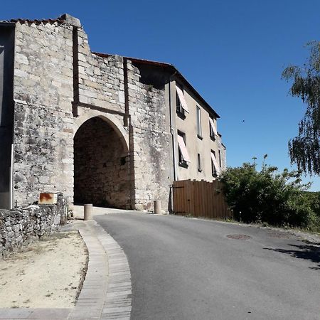 Maison De Vacances Chateaumur Esterno foto