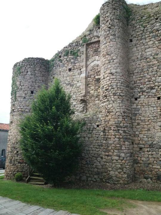 Maison De Vacances Chateaumur Esterno foto